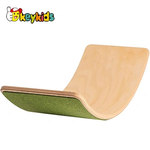 Hot sale educational toy anti-slip felt wooden balance board for kids W01F065D