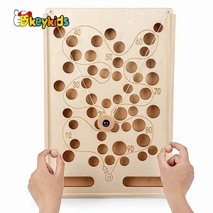 Non-toxic kids educational wooden pirate marble game for playing W01A538
