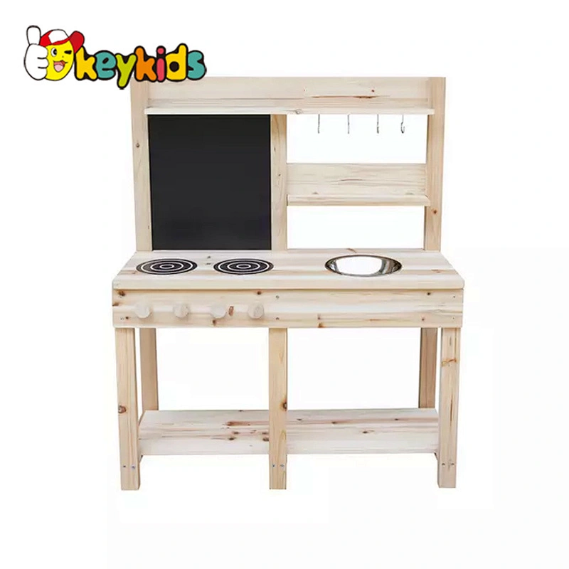 Kids garden pretend play wooden mud kitchen with pump function W10C768
