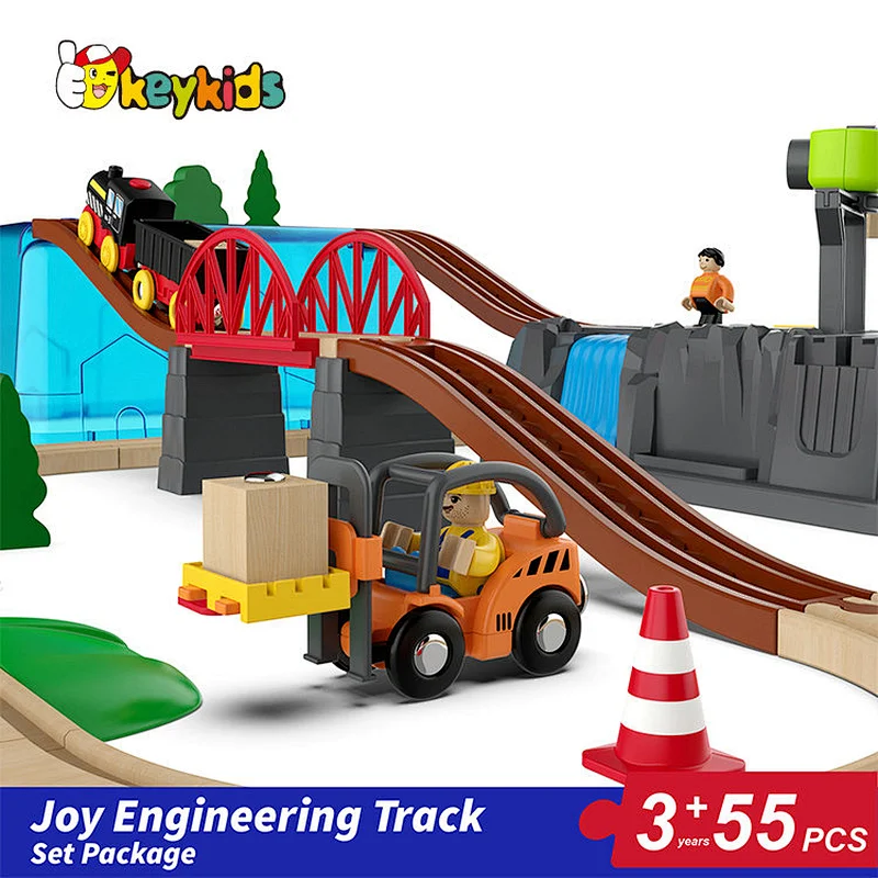 Hot sell 55 pcs classic railway wooden steam train toy for kids W04C248