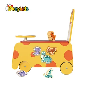 New Educational Wooden Cartoon Animal Push Along Walker Toy For Baby W16E209