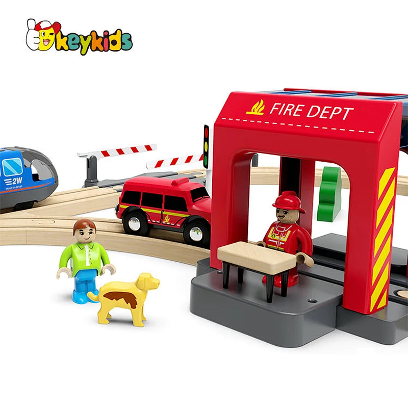 Hot sell 70 pcs firefighting wooden toy train set for kids W04C240