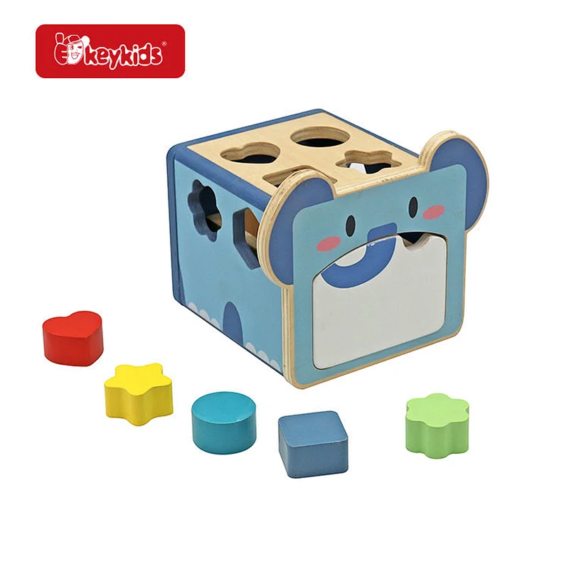 Popular Pretend Play Decorative 6 Pcs Wooden Family Peg Dolls Set For Kids W06D178