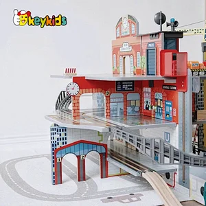 New design preschool play 4 floors wooden city bus station toy for kids W04C250