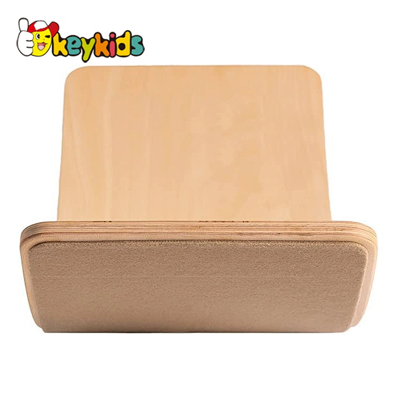 Hot selling kids yoga fitness training wooden balance board with felt W01F065B