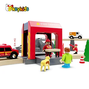 Hot sell 70 pcs firefighting wooden toy train set for kids W04C240