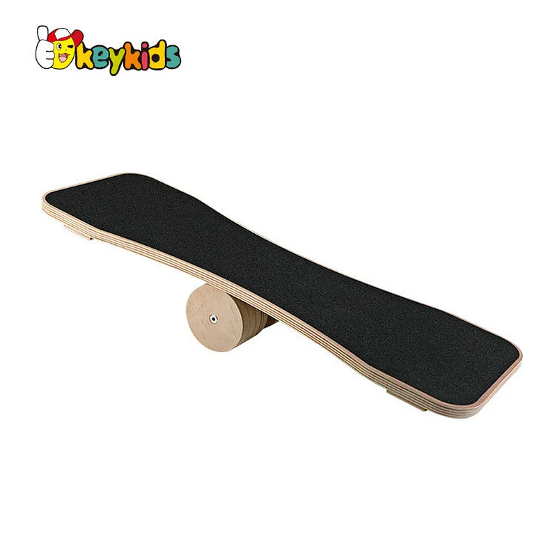 Wholesale custom stand up wooden surf balance board with roller W01F079
