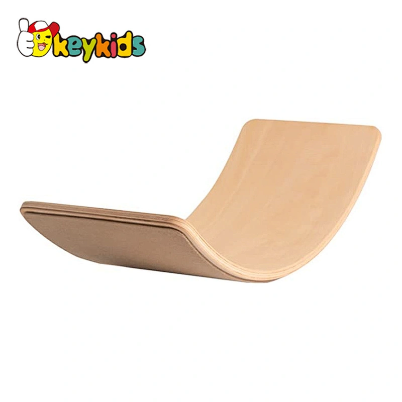 Hot selling kids yoga fitness training wooden balance board with felt W01F065B