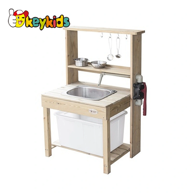 Kids garden pretend play wooden mud kitchen with pump function W10C768