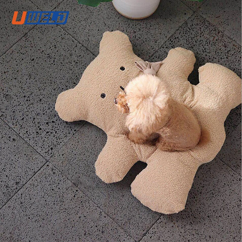 Uweld Bear Shaped Pet Sleeping Mat Bed