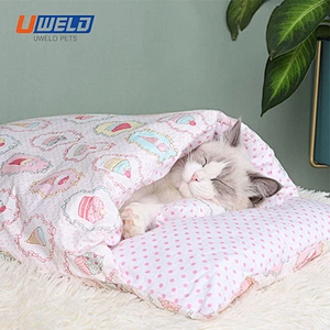 Uweld Enclosed Pet Bed