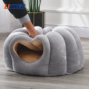 Uweld Plush Pumpkin Shaped Warm Pet House