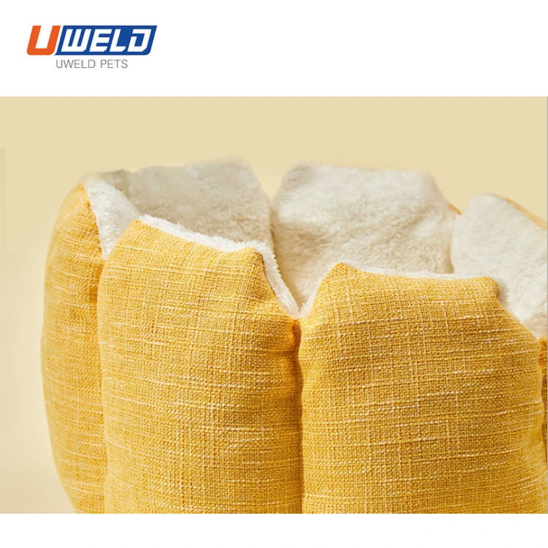 Uweld Pineapple-Shaped Plush Warm Pet House