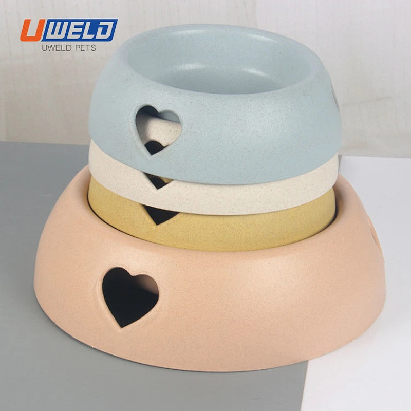 Uweld Plastic Round Heart Shaped Pet Bowl