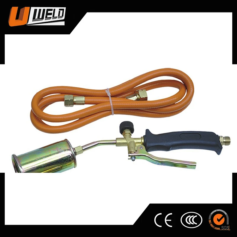Heating torch assembled with 3 burners
