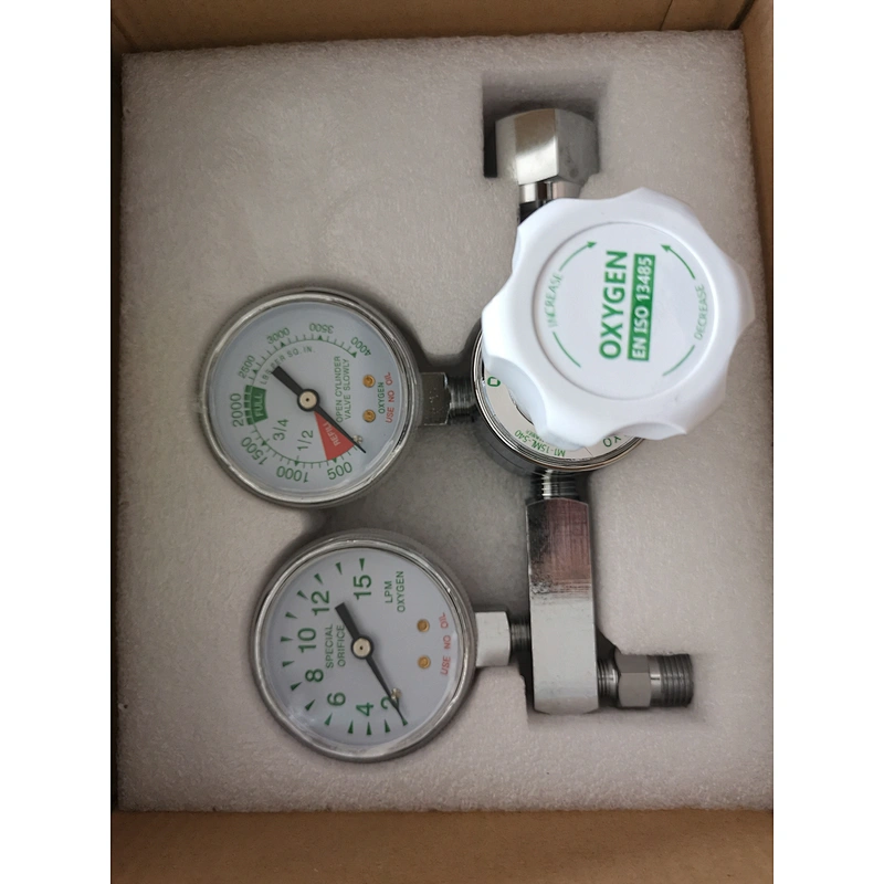 High Accuracy 3000Psi CGA540 Medical Oxygen Regulator for World Market