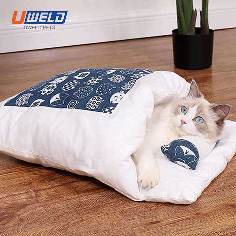 Uweld Enclosed Pet Bed