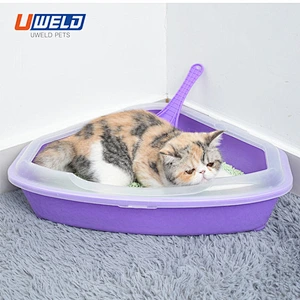 Uweld Triangle Semi-Enclosed Cat Litter Box
