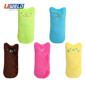 Uweld Catmint Plush Pet Cat Toy