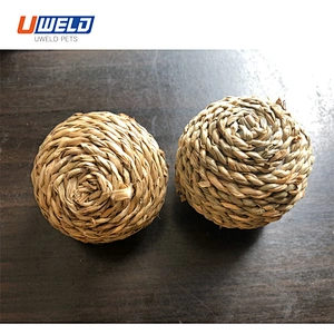 Uweld Pet Gnawing Grass Ball Toy Set
