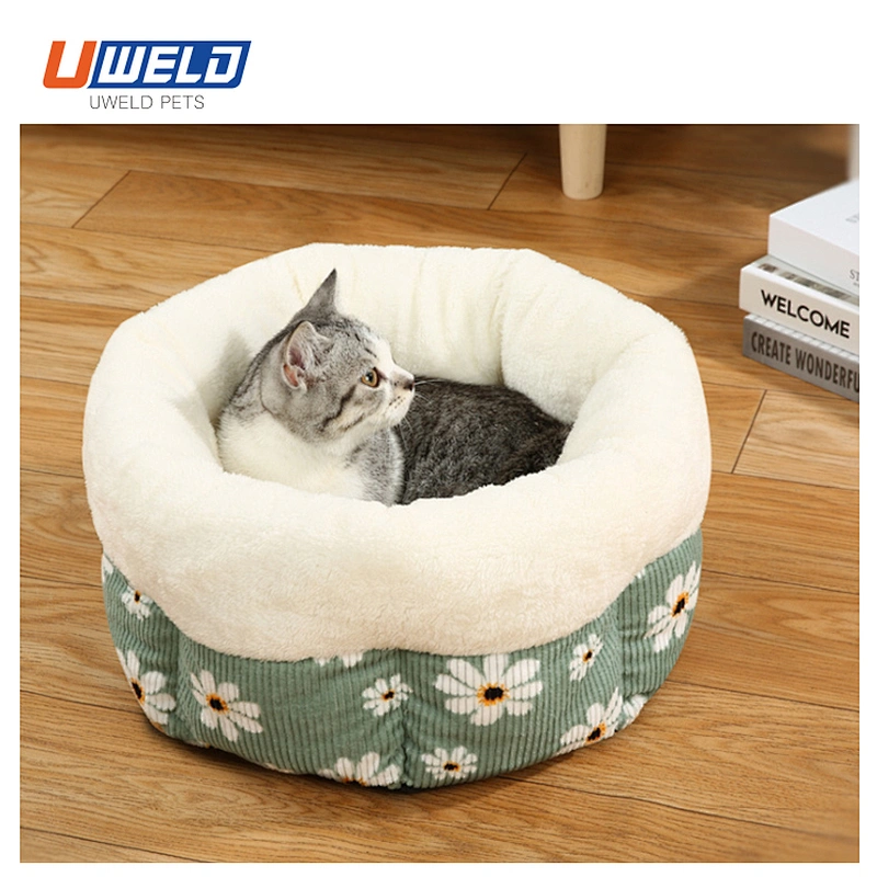 Uweld Seven-Horn Plush Warm Pet Nest