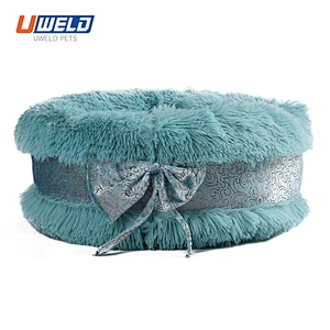 Uweld Round Bow Plush Semi-Enclosed Pet Nest