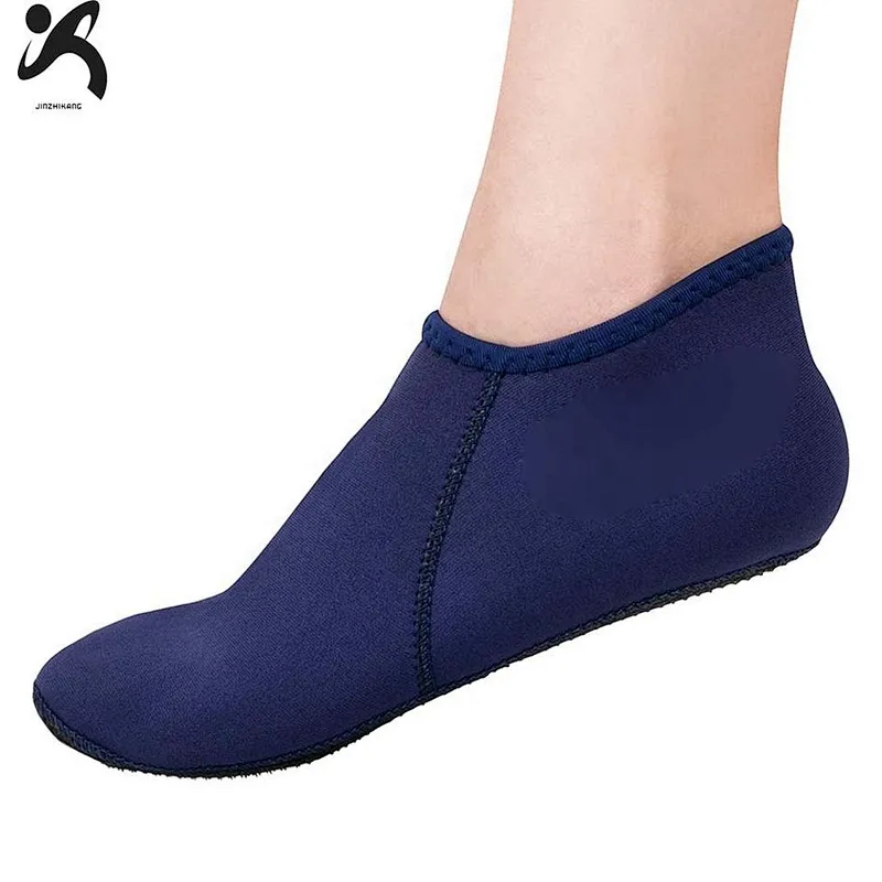 Wholesale OEM Neoprene Beach Aqua Shoes Diving Shoes for Women and Men