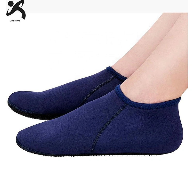 Custom color Neoprene comfortable Non-slip Aqua Water Beach Shoes Water Skin Shoes diving sock
