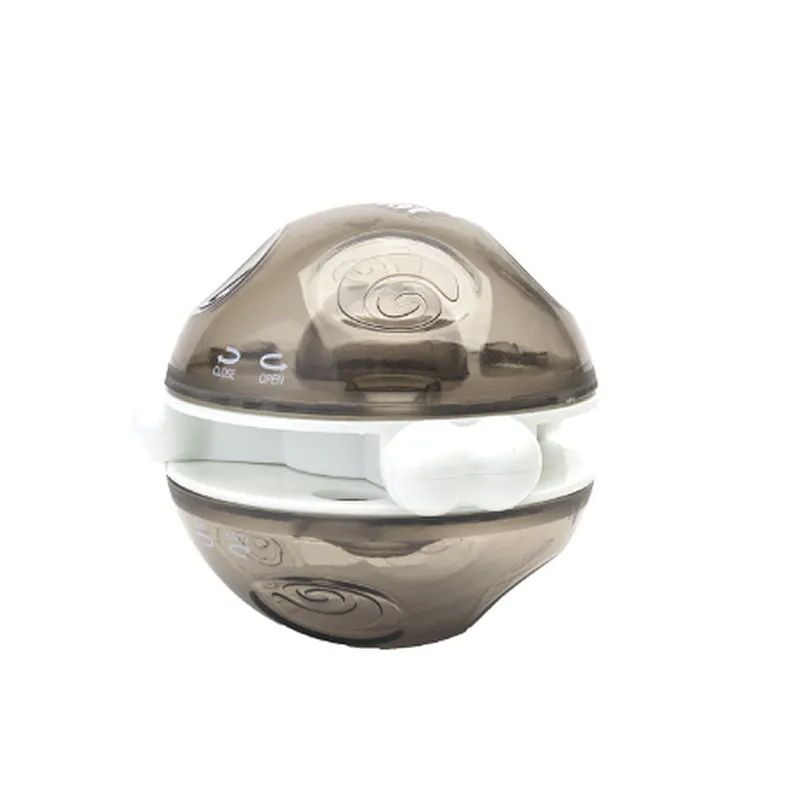SPINNING TREAT  DISPENSING BALL