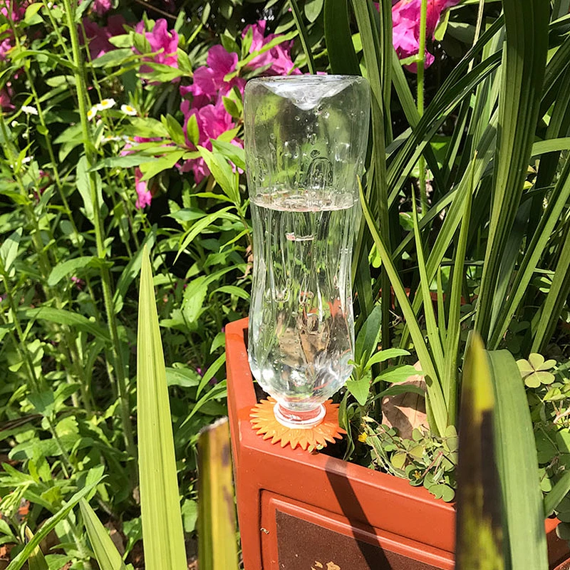Plastic Automatic  Self-Irrigation Garden water cone plant watering spike