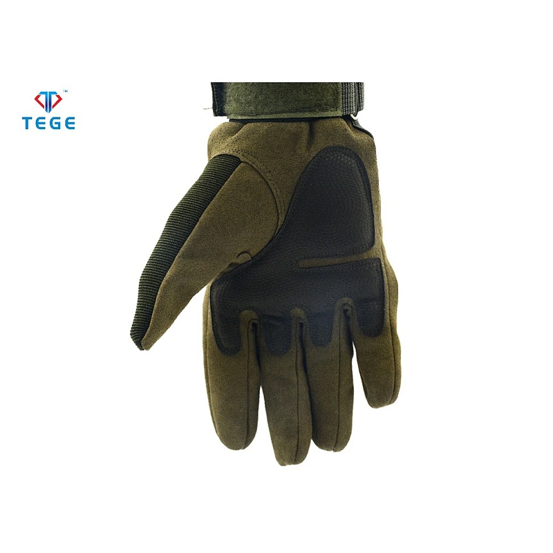 Coyote Brown Tactical Gloves Adjustable Strap Full Finger Shooting Gear Gloves Fits For Both Women and Men