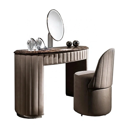 Wooden mirrored dressing table
