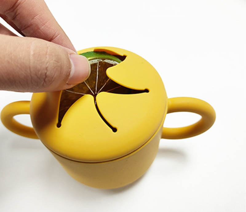 baby snack cup