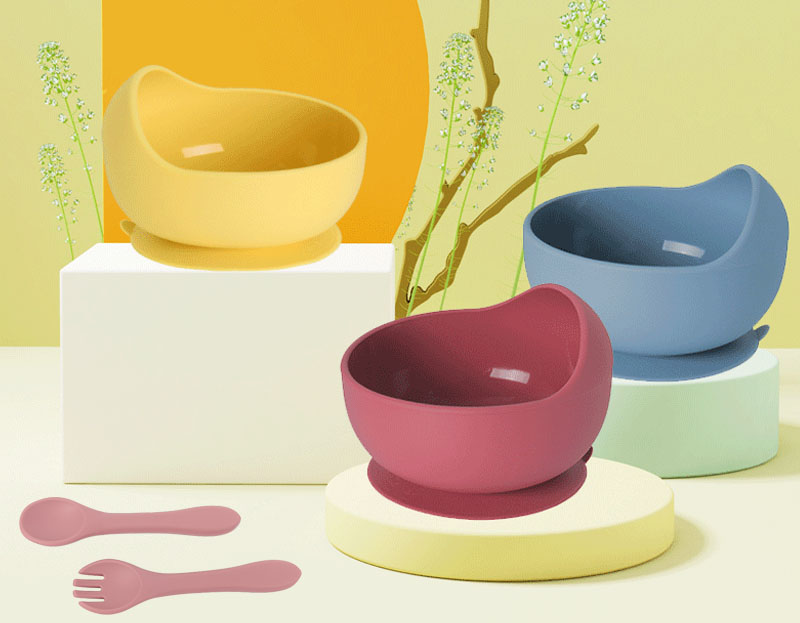 baby spoons and bowls