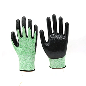 HY 13 Gauge HPPE 5 Liner Safety Working Glove With Smooth Nitrile Mittend Withstands Oils Solvents And Water