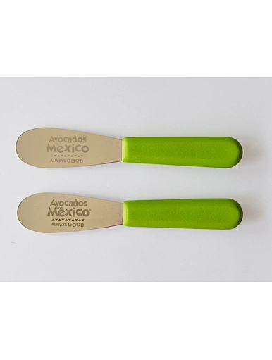 butter spreading knife with logo