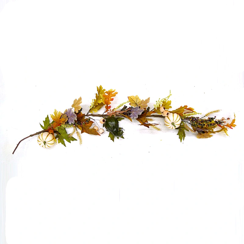 China Supplies Wholesale Artificial Christmas Halloween Decoration Outdoor Wreath