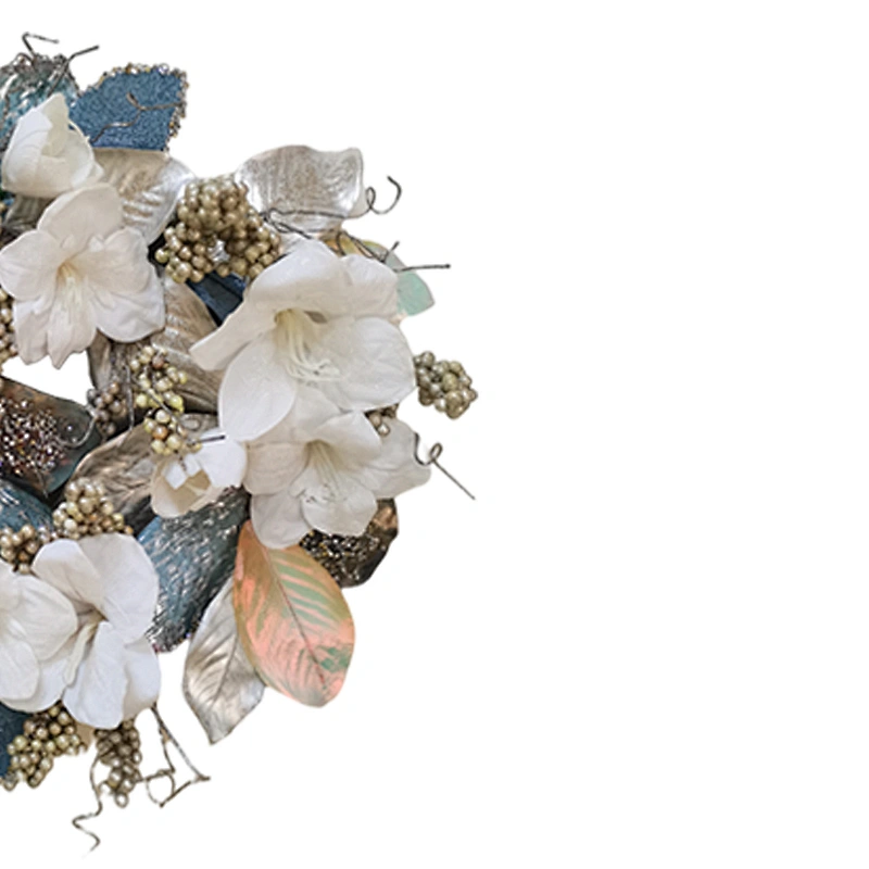 Glitter garland artifical 71.1/40.6cm leaves with silvery berry plant wreath