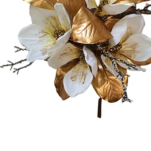 Best Selling Outdoor Artificial Glitter Bundle Luxury Christmas Bundle Golden Leaves With White Flower