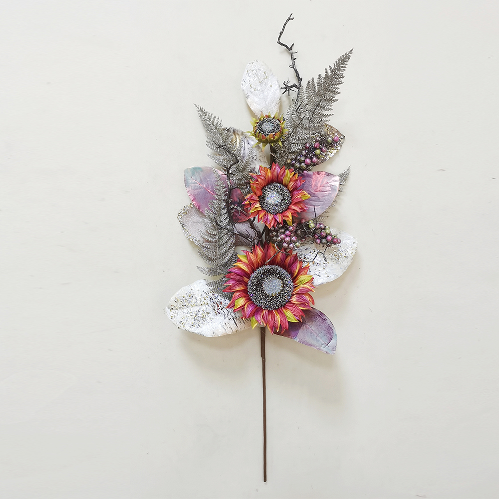 Focus on artificial flower manufacturing flower faux flower spray with leaves wreath for home decoration