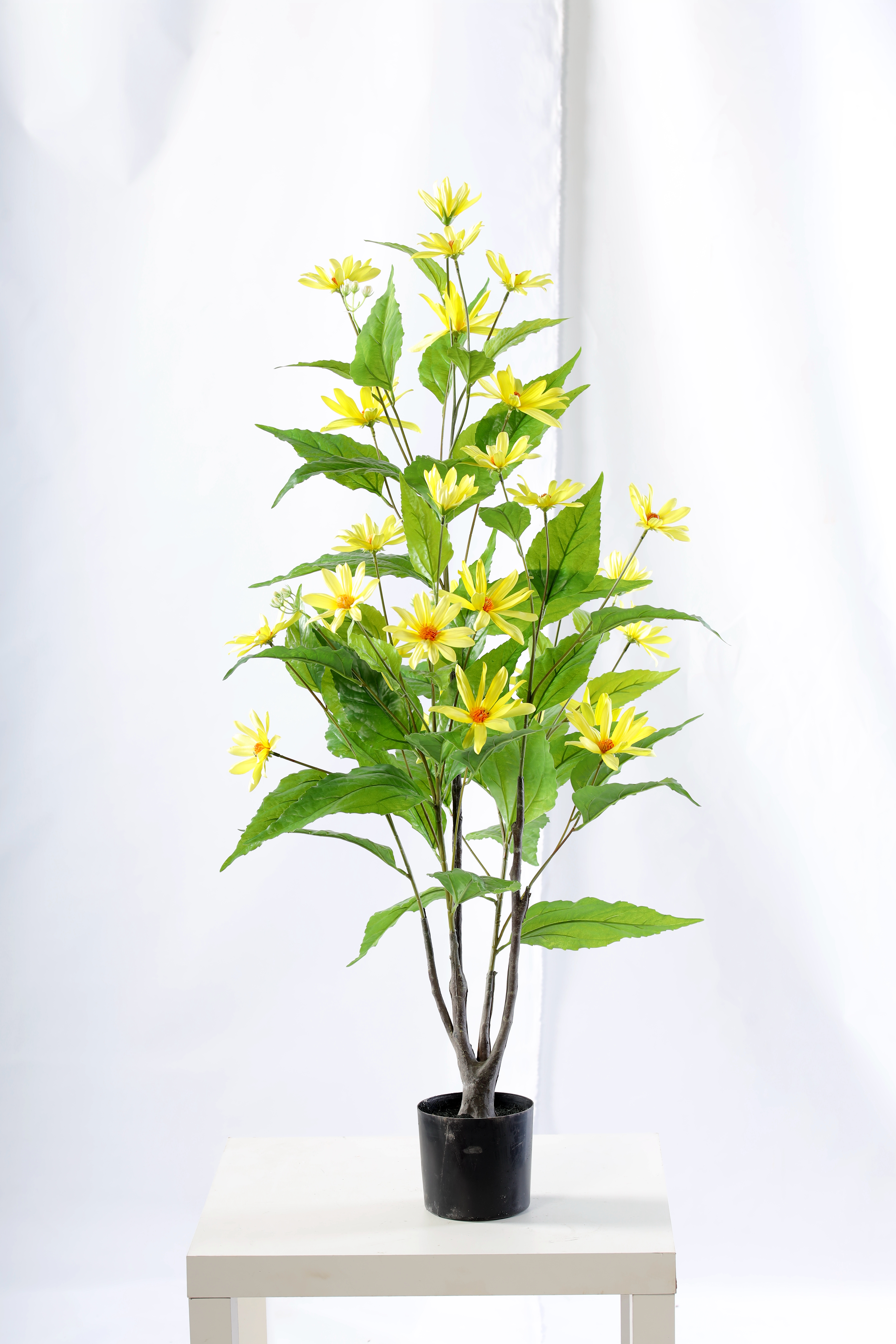 ARTIFICIAL FLOWER TREE