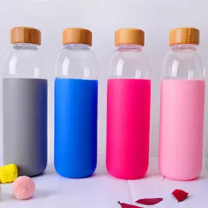 Portable sport travel colorful borosilicate glass silicone sleeve water bottle