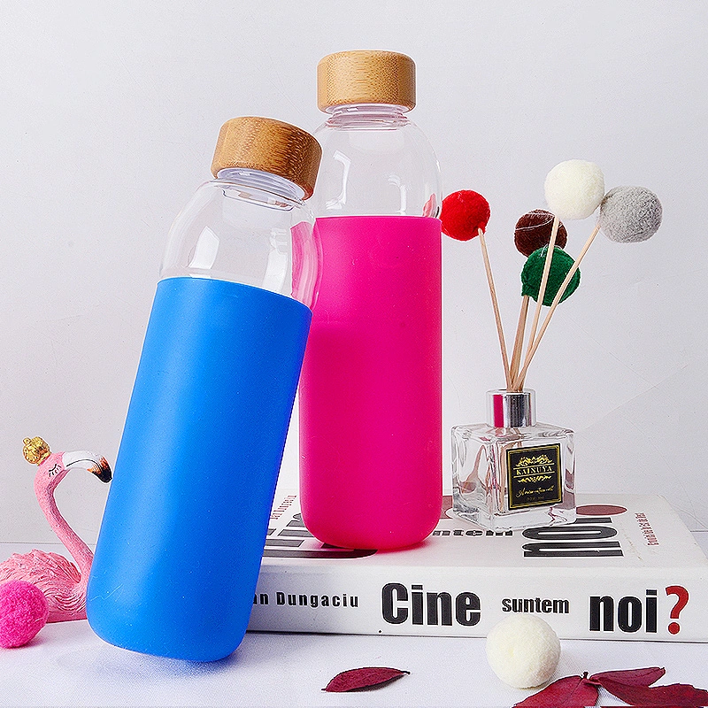 new design borosilicate bpa free 500 ml silicone glass bottle bamboo lid bottle