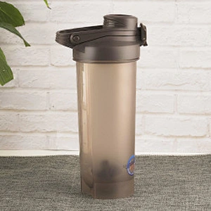 Gym Running Sports Protein Shaker Bottles Plastic Water Bottle With Mixer Ball