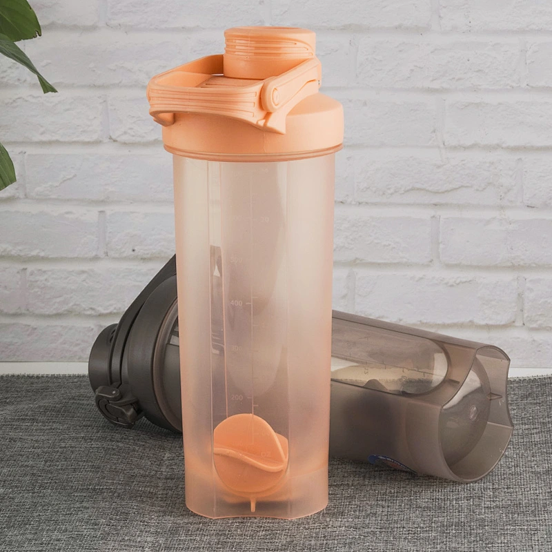 Gym Running Sports Protein Shaker Bottles Plastic Water Bottle With Mixer Ball