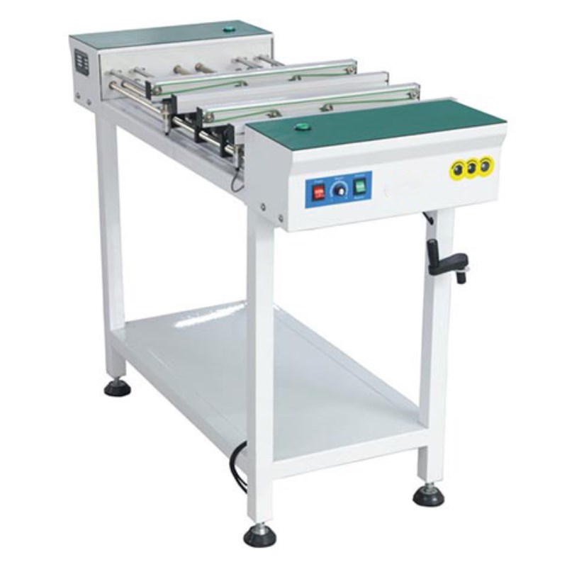 Conveyor used in the production line to connect the two machines and transmit the PCB board