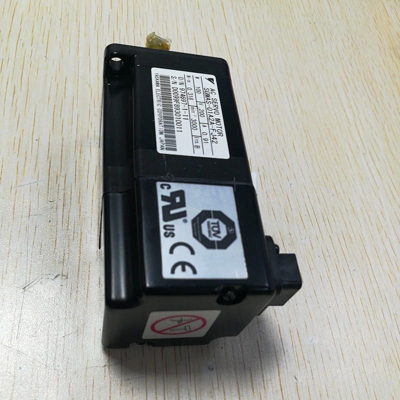 Novo SMT Fuji SAM684 SERVO MOTOR SGMAS-01A2A-FJ42 original