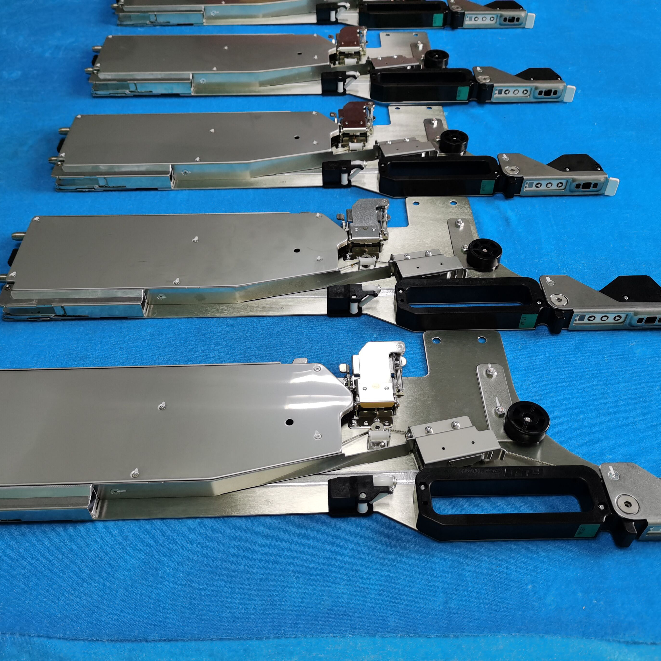 Fuji NXT Original W12F feeder smt feeder para pick and place machine