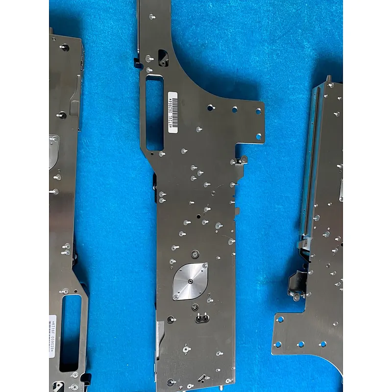 Novo alimentador SMT Fuji W24C UF10600 original
