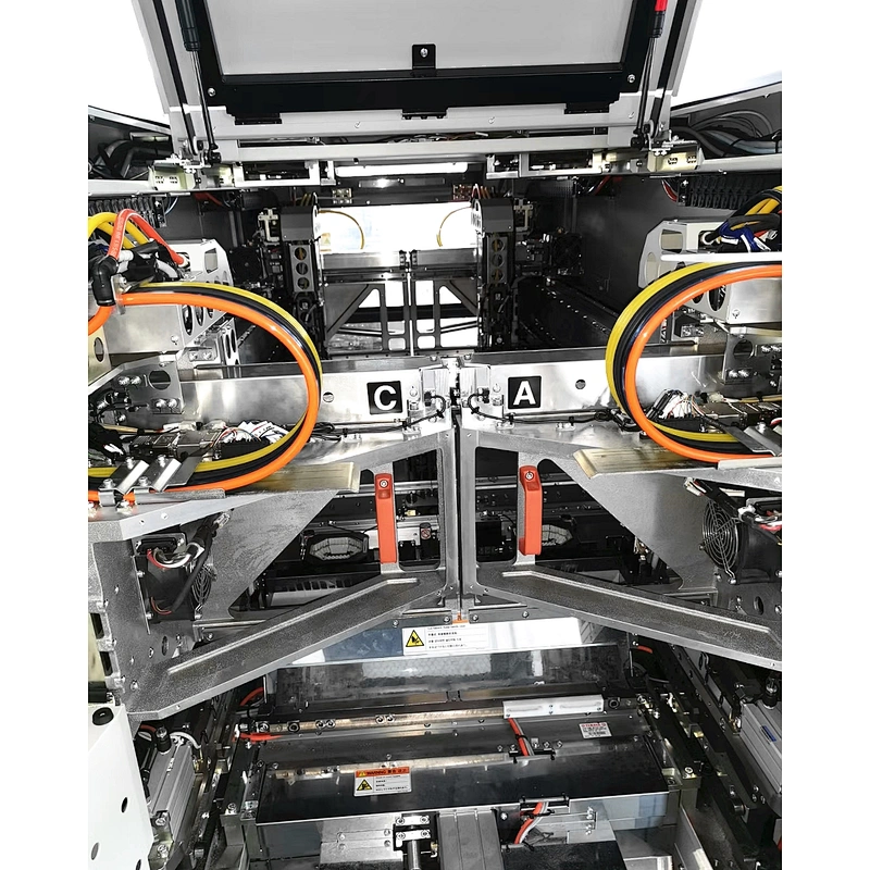 Б / у SMT Mounter YAMAHA YSM20 SMT Machine Высокоскоростная автоматическая машина для захвата и размещения стружки для производственной линии SMT